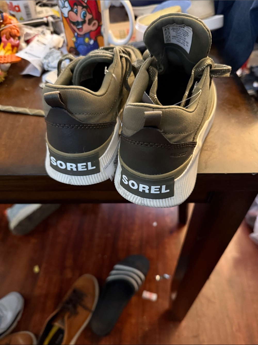 Sorel Olive & Cream Low-Top Casual Sneakers